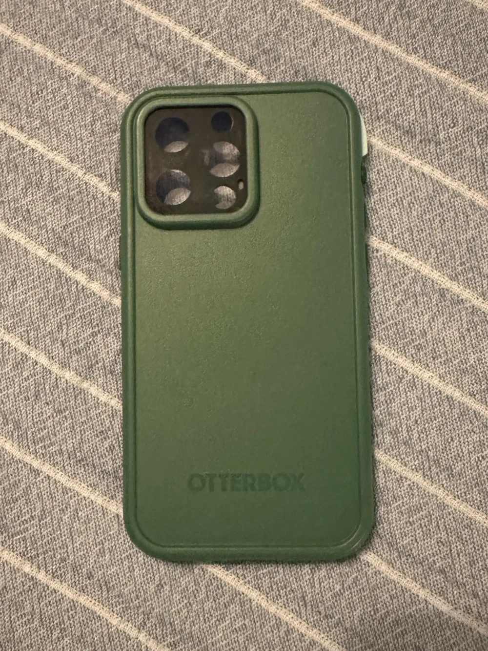 OtterBox Green Protective iPhone 14 Pro Max Case